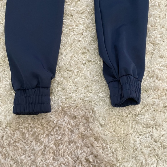 Live Fit Tech Joggers in Navy Men’s XS (28) - Picture 7 of 7